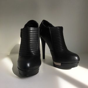 Fergie Wander Black Booties NEVER WORN